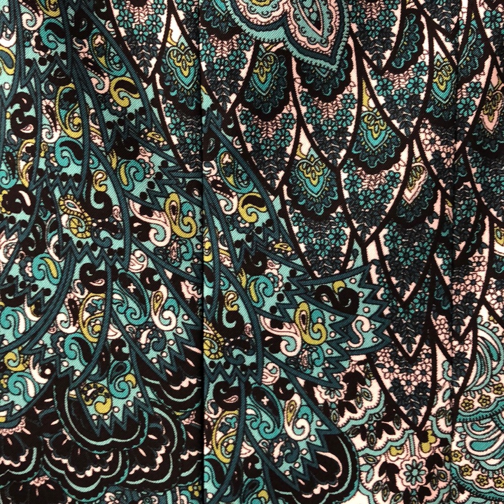 Lovely Dress - Picture 5 of 5